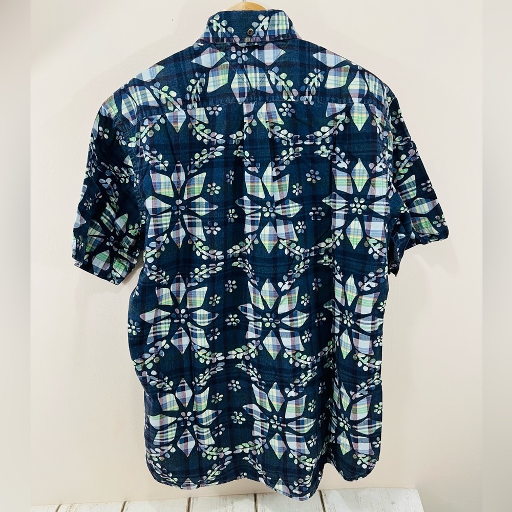 Tommy Hilfiger Men’s Cotton Short Sleeve Plaid Floral Shirt - Picture 4 of 13